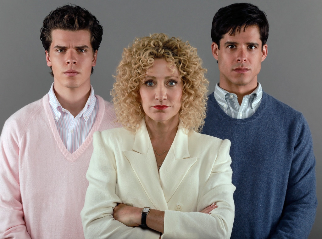 L & O True Crime: Menendez Murders Cast Look Creepily Similar - E